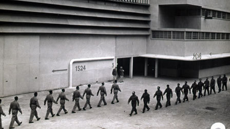 À nous la liberté Film Still